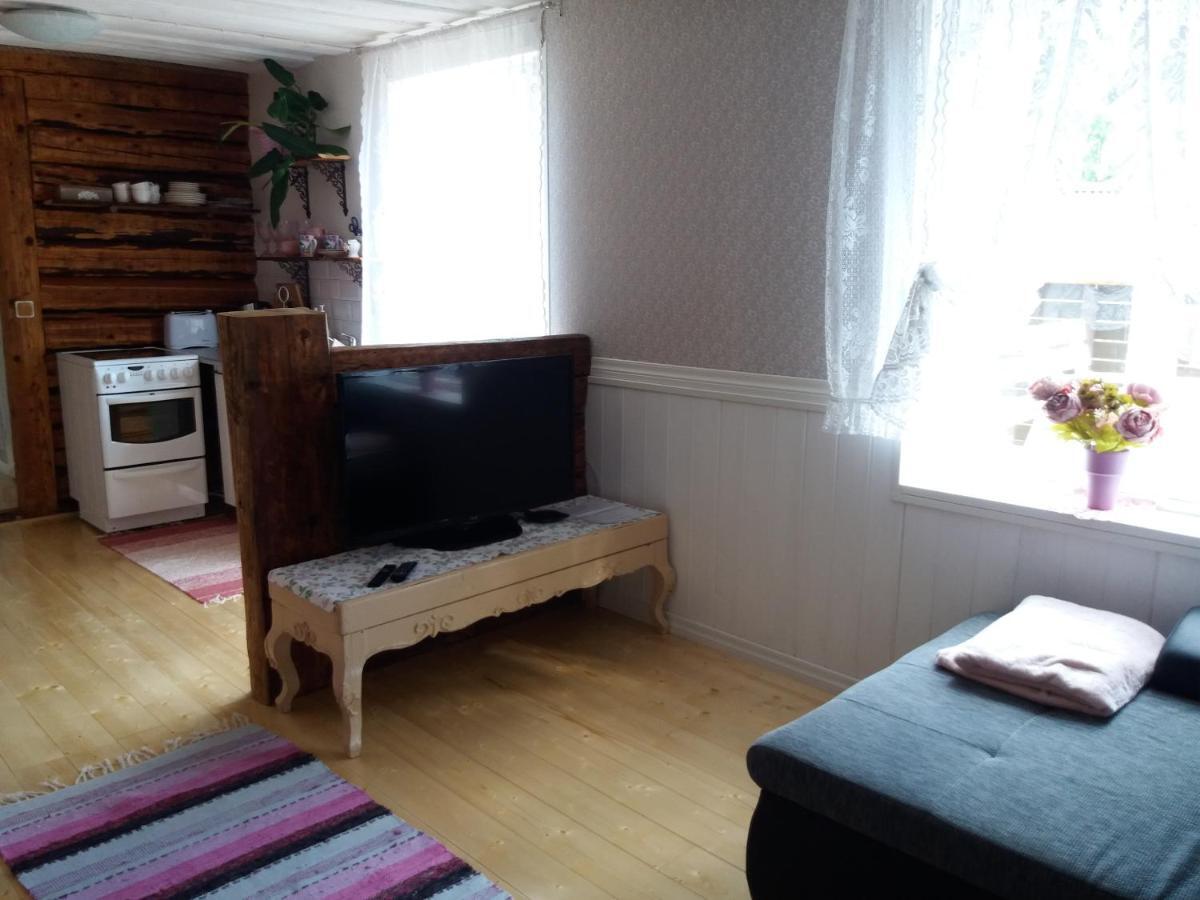 Lille Lux Apartment Вилянди Екстериор снимка